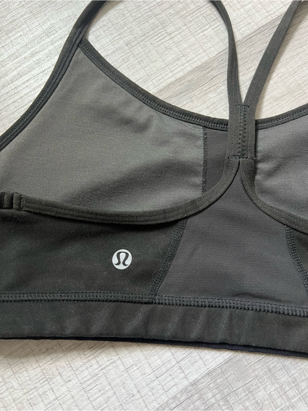LULULEMON Flow Y Camo Scoop Neck Sports Bra - Gray Green Size 8 - Picture 7 of 11